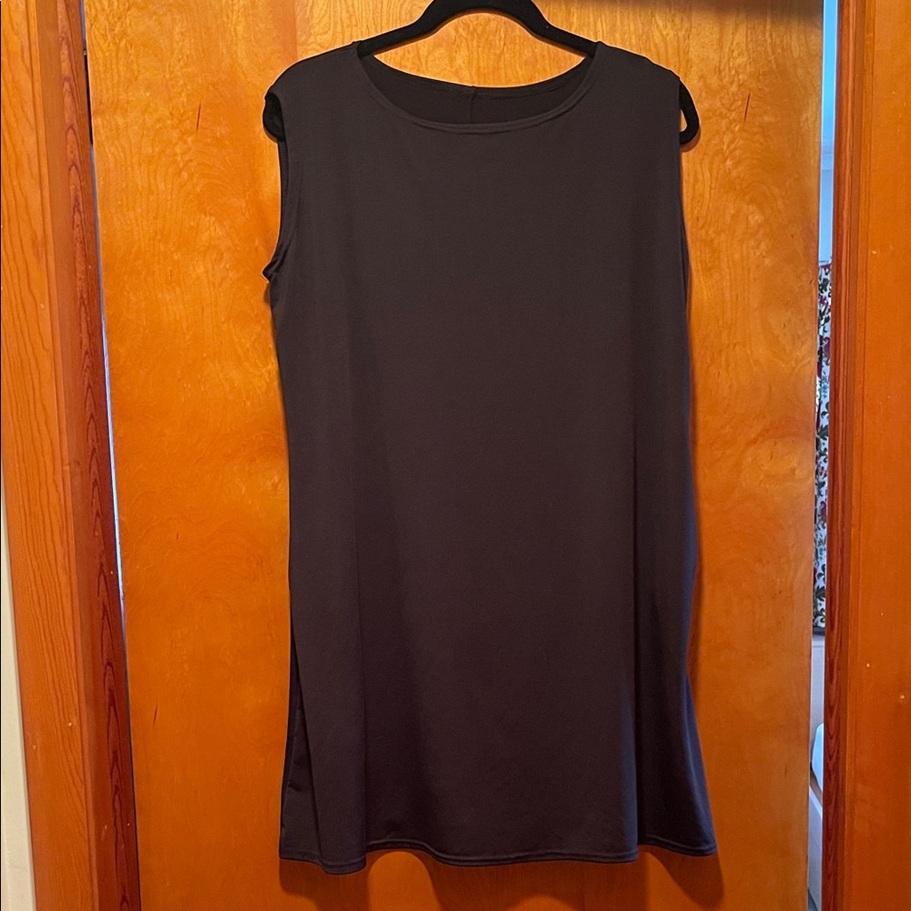 Sleeveless Black Dress